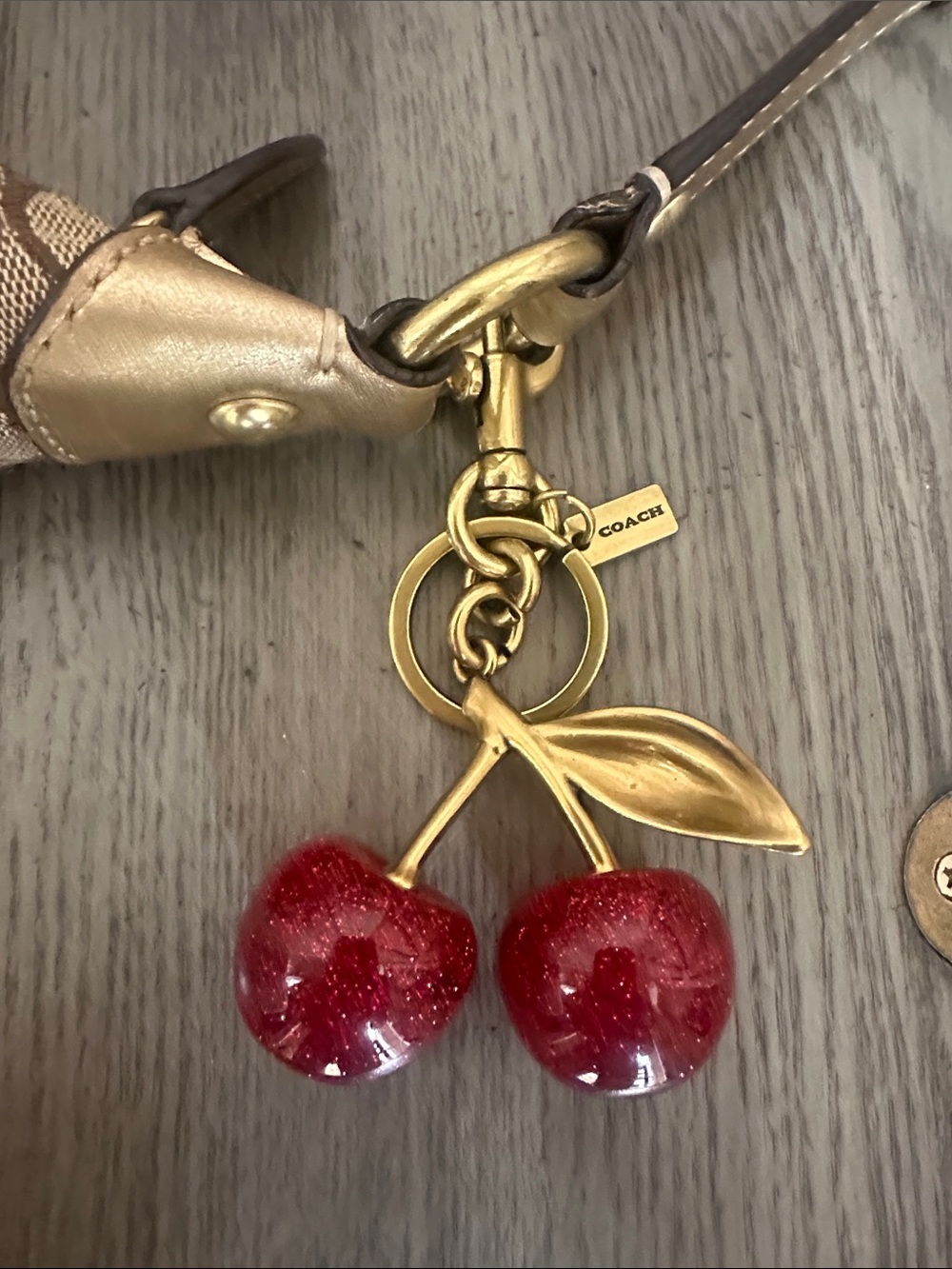 Coach Signature C Penelope Jacquard Logo Gold Leather Trim & Coach Cherry Charm - Picture 15 of 16